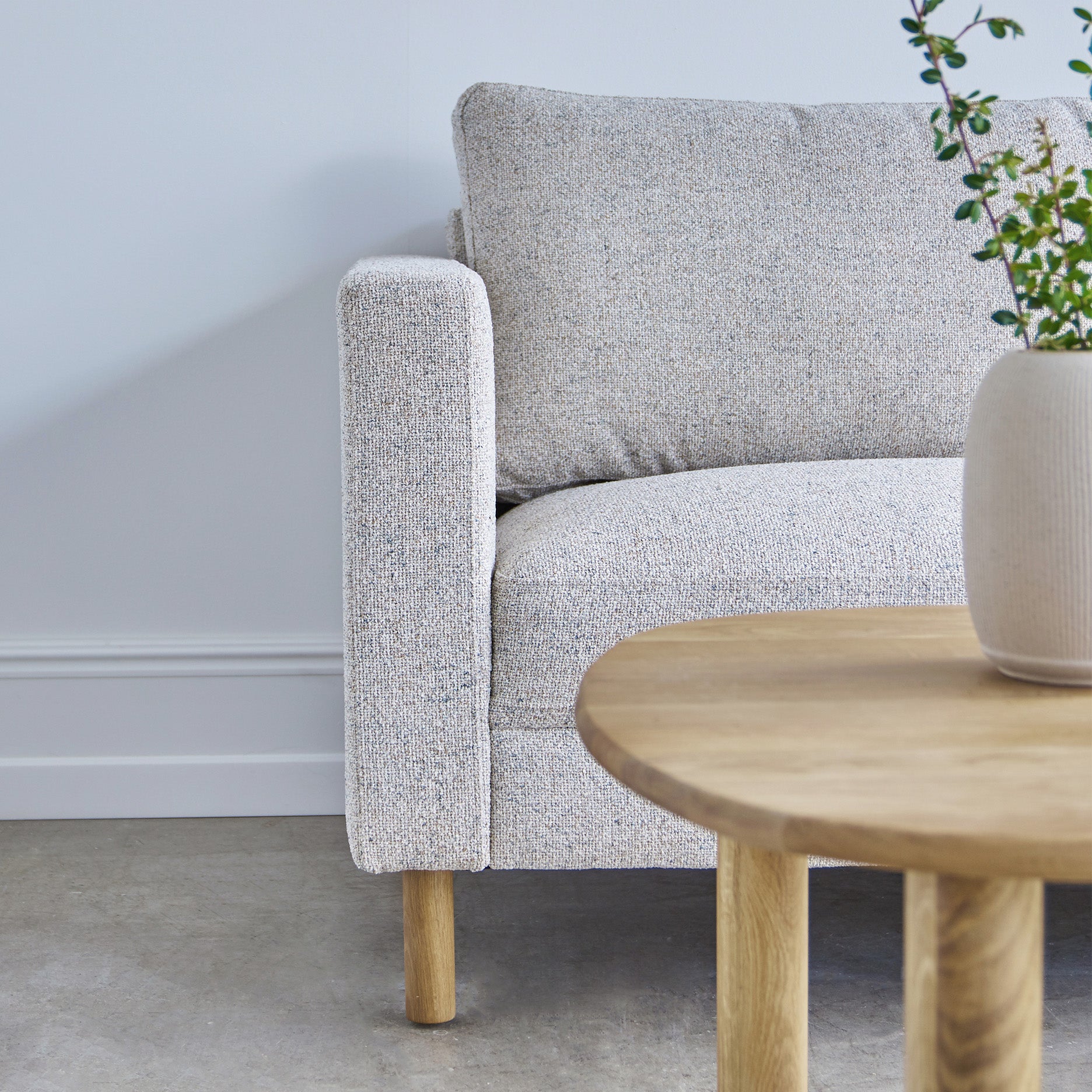 Stapleton II 3-Sitzer Sofa - Eichenbeine